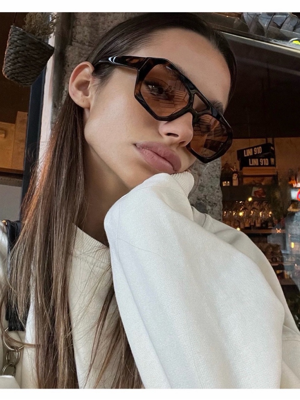 VEHLA River Choc Tort/Cinnamon Sunglasses